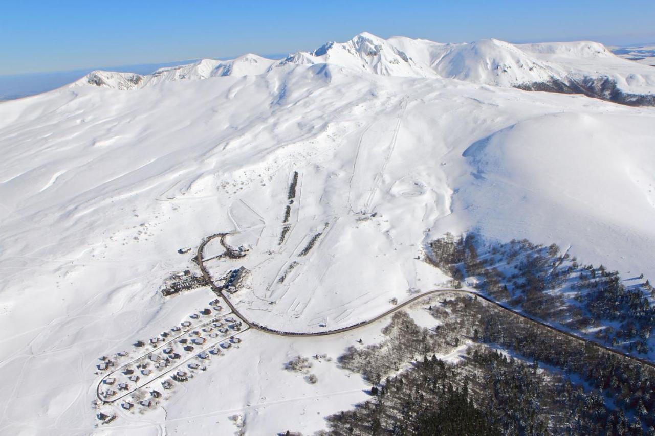 Sejour Au Coeur Des Volcans Сент-Ур Экстерьер фото
